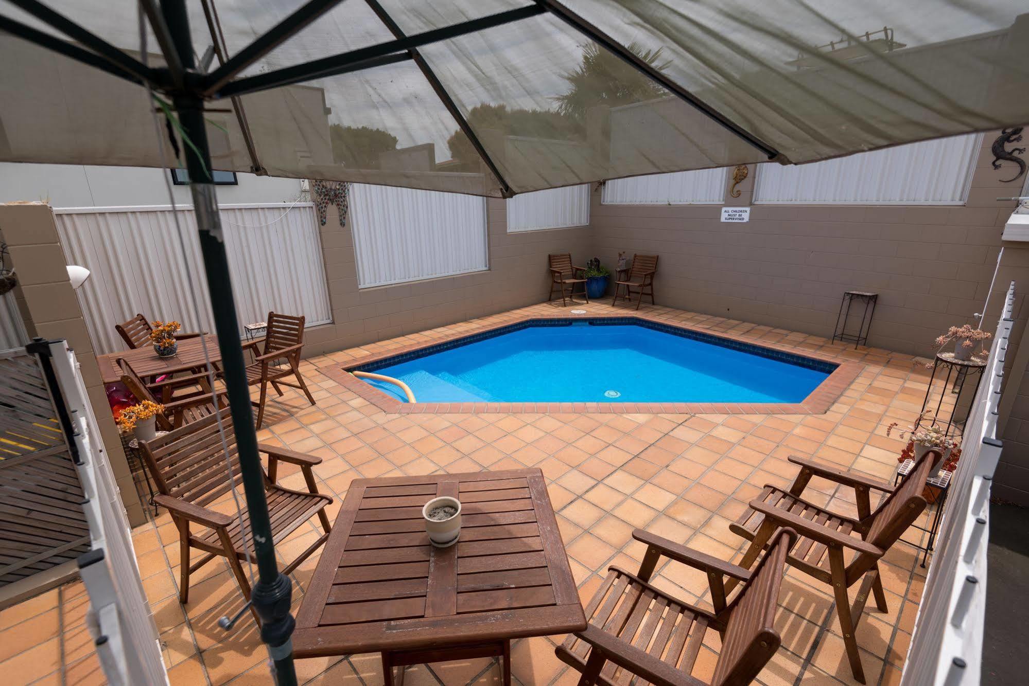 Baywatch Motor Inn Mount Maunganui Zewnętrze zdjęcie