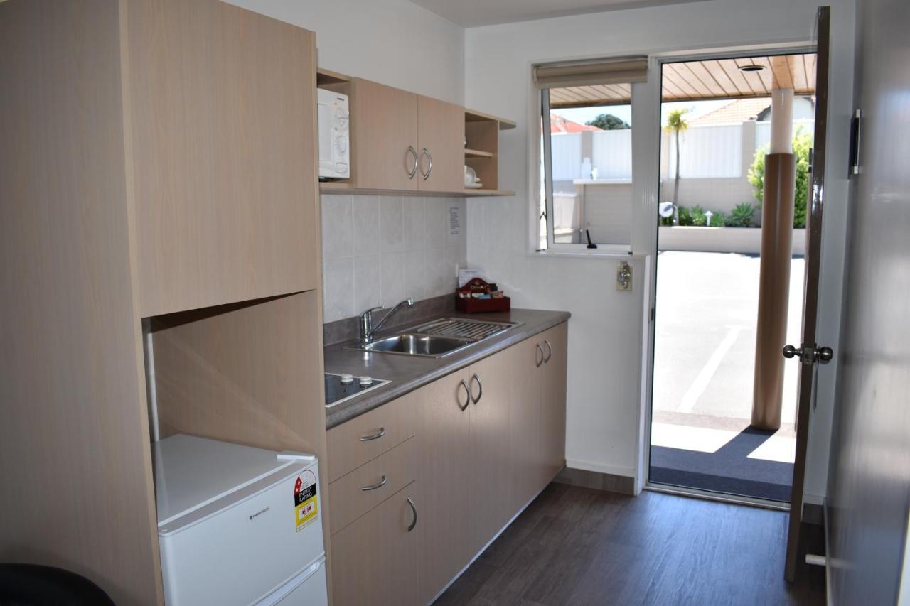 Baywatch Motor Inn Mount Maunganui Zewnętrze zdjęcie